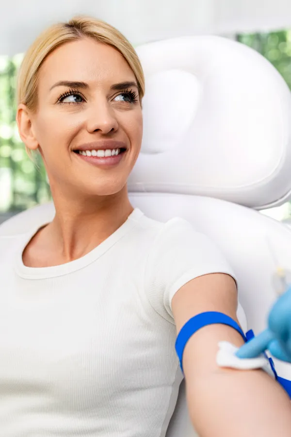 Total-Plasma-Exchange-Treatment A happy woman receives a plasma treatment. Get Total Plasma Exchange therapy from Better Life Carolinas of Mount Pleasant in Charleston Metro.